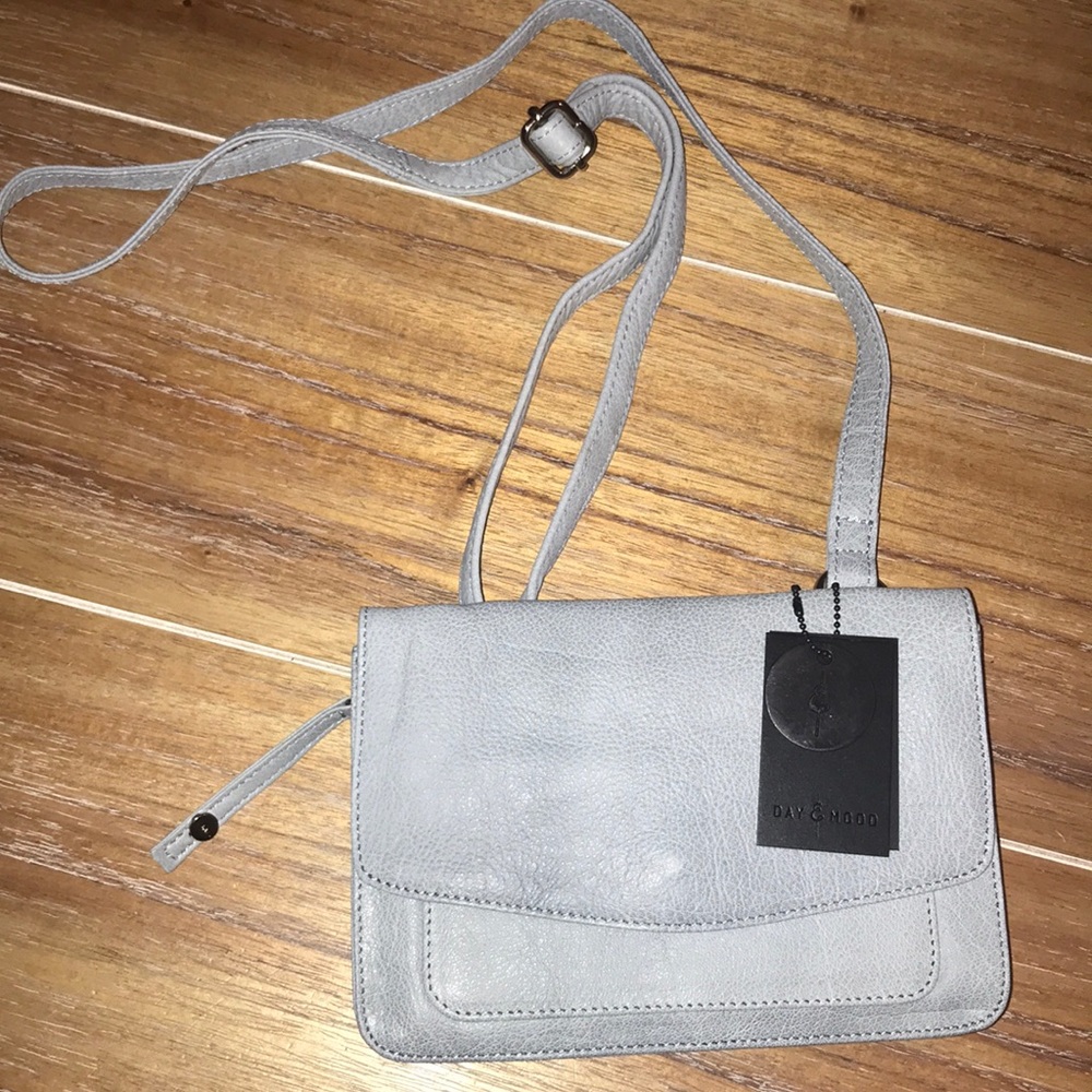 Day and Mood Leather Dover Crossbody Bag NEW - Picture 4 of 8